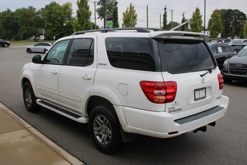Toyota Sequoia Limited 2WD 2004