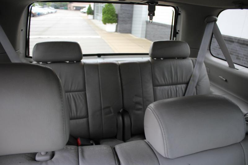 Toyota Sequoia Limited 2WD 2004