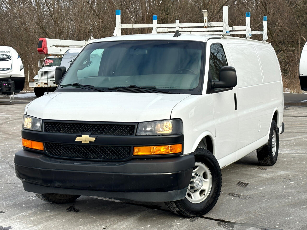 Chevrolet Express Cargo Van RWD 2500 155" 2018
