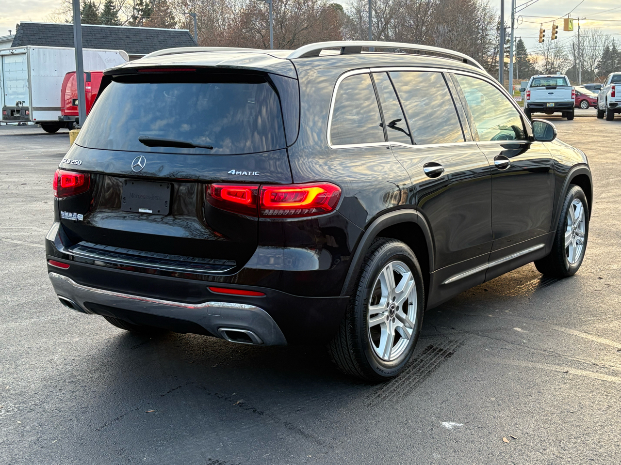 2020 Mercedes Benz GLB 250 4MATIC photo 2