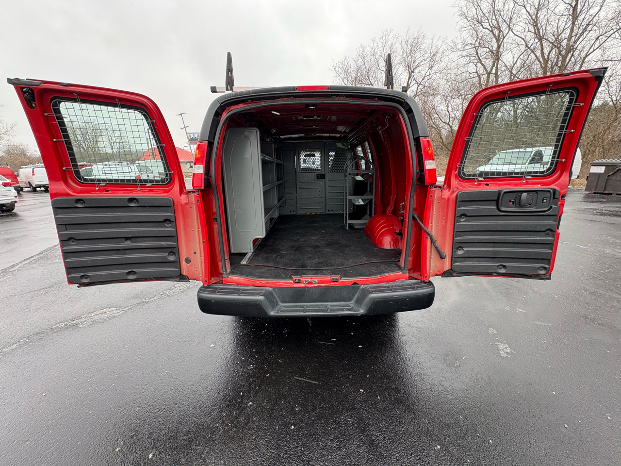 Chevrolet Express Cargo Van RWD 2500 135" 2020