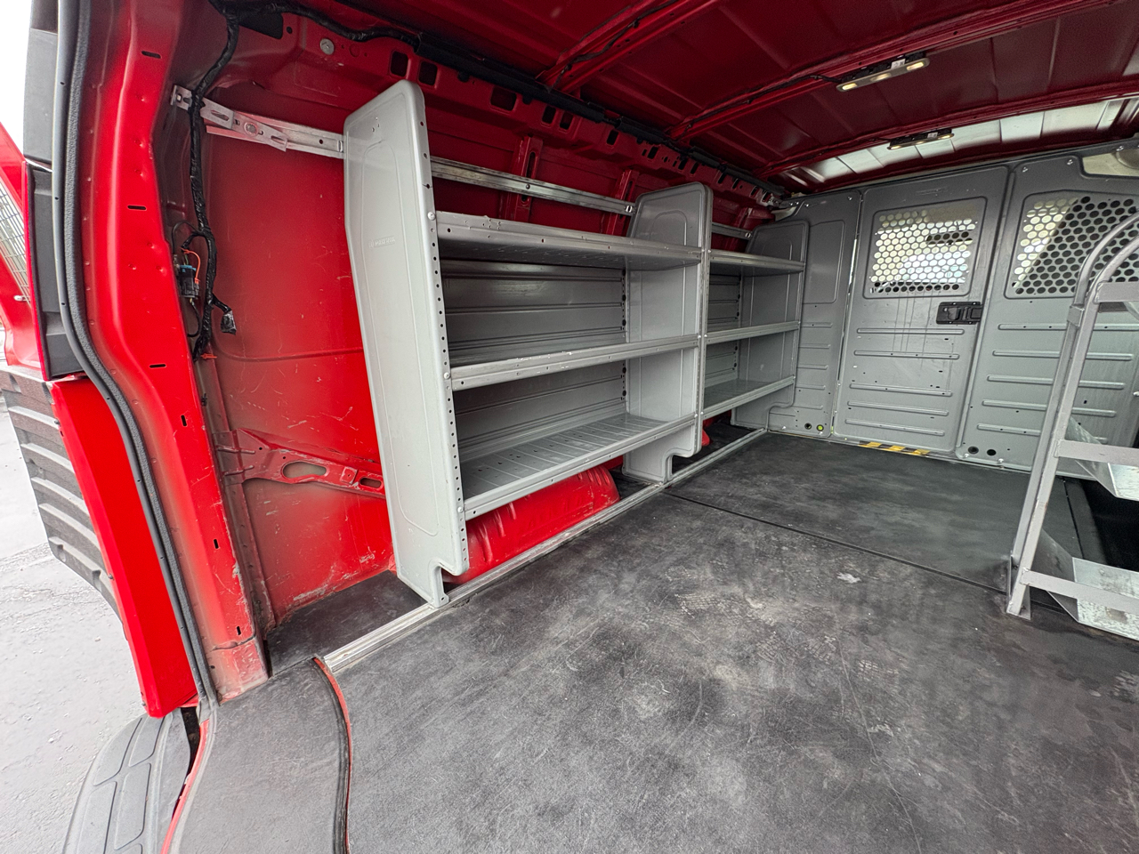 Chevrolet Express Cargo Van RWD 2500 135" 2020