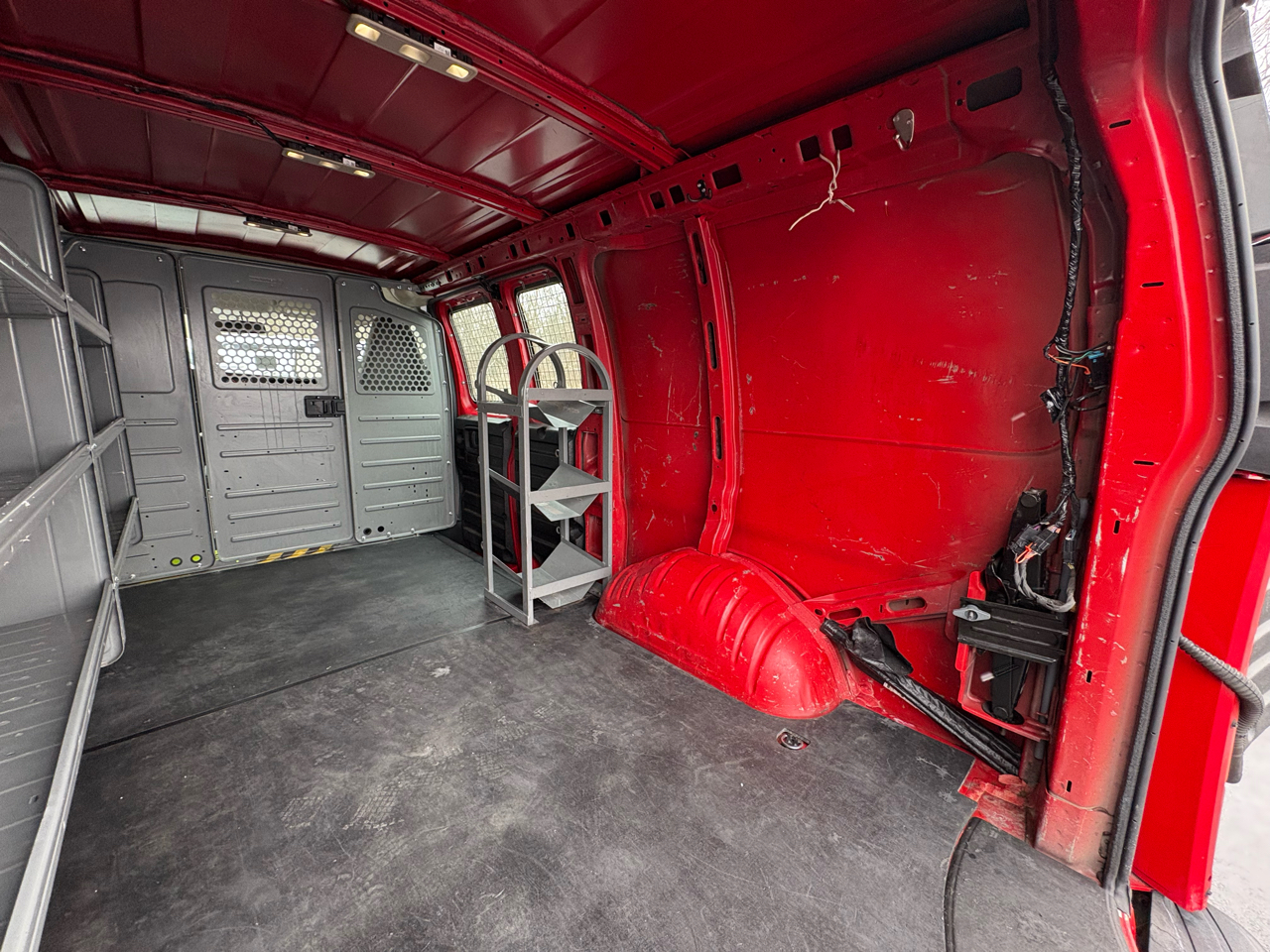 Chevrolet Express Cargo Van RWD 2500 135" 2020