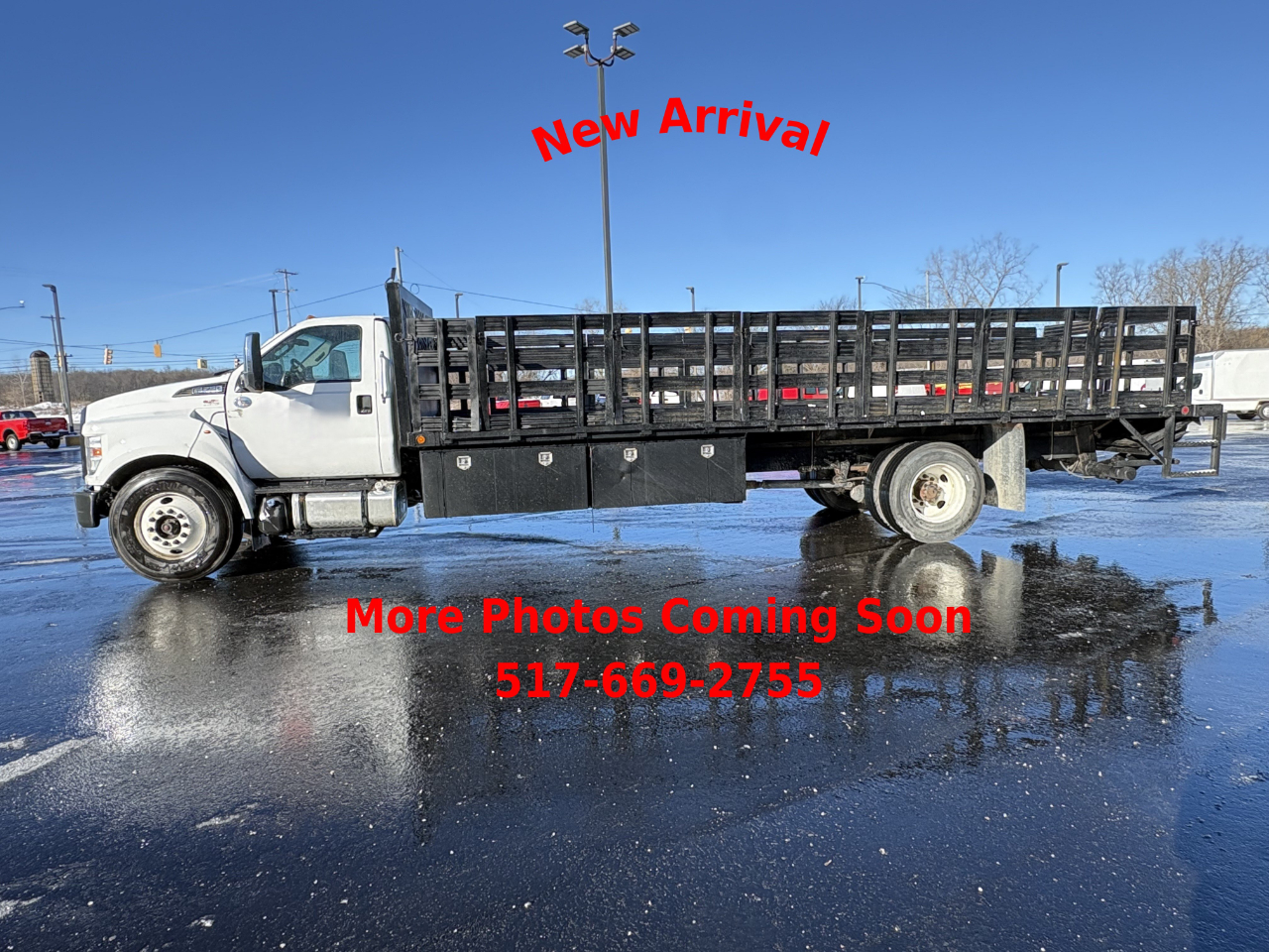 2018 Ford Super Duty F-750 Straight Frame Reg Cab