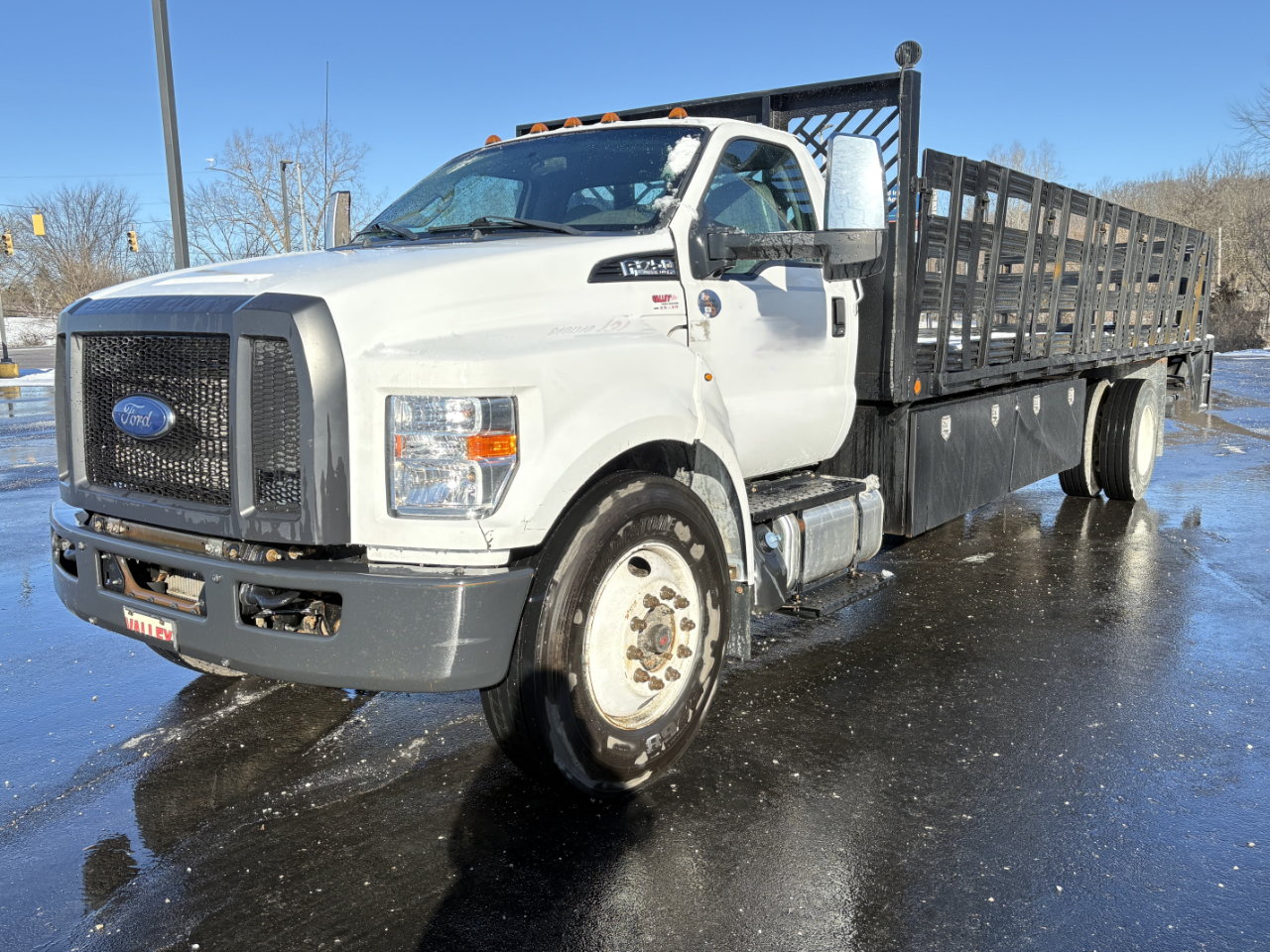 Ford Super Duty F-750 Straight Frame Reg Cab 2018