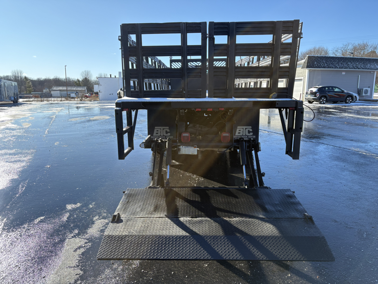 Ford Super Duty F-750 Straight Frame Reg Cab 2018