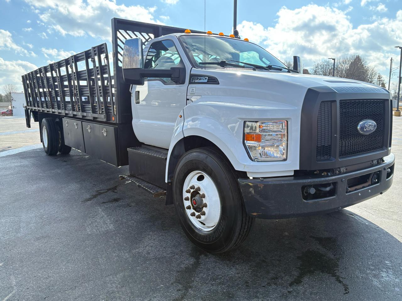 Ford Super Duty F-750 Straight Frame Reg Cab 2018