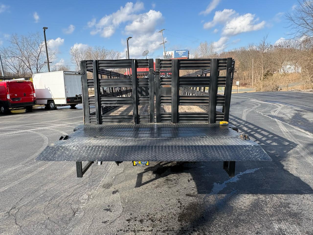 Ford Super Duty F-750 Straight Frame Reg Cab 2018