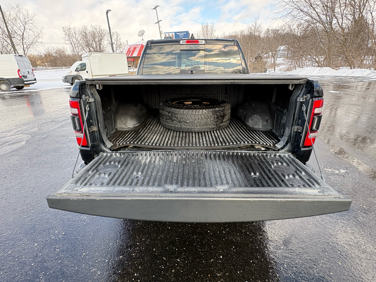 RAM 1500 Rebel 4x4 Crew Cab 5'7" Box 2021