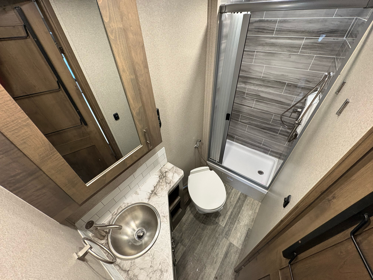 Mercedes-Benz Sprinter Cab Chassis  2022