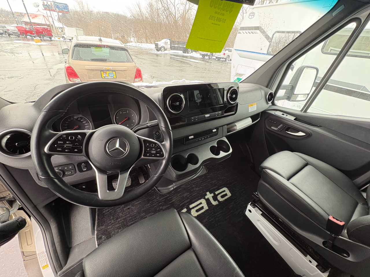 Mercedes-Benz Sprinter Cab Chassis  2022