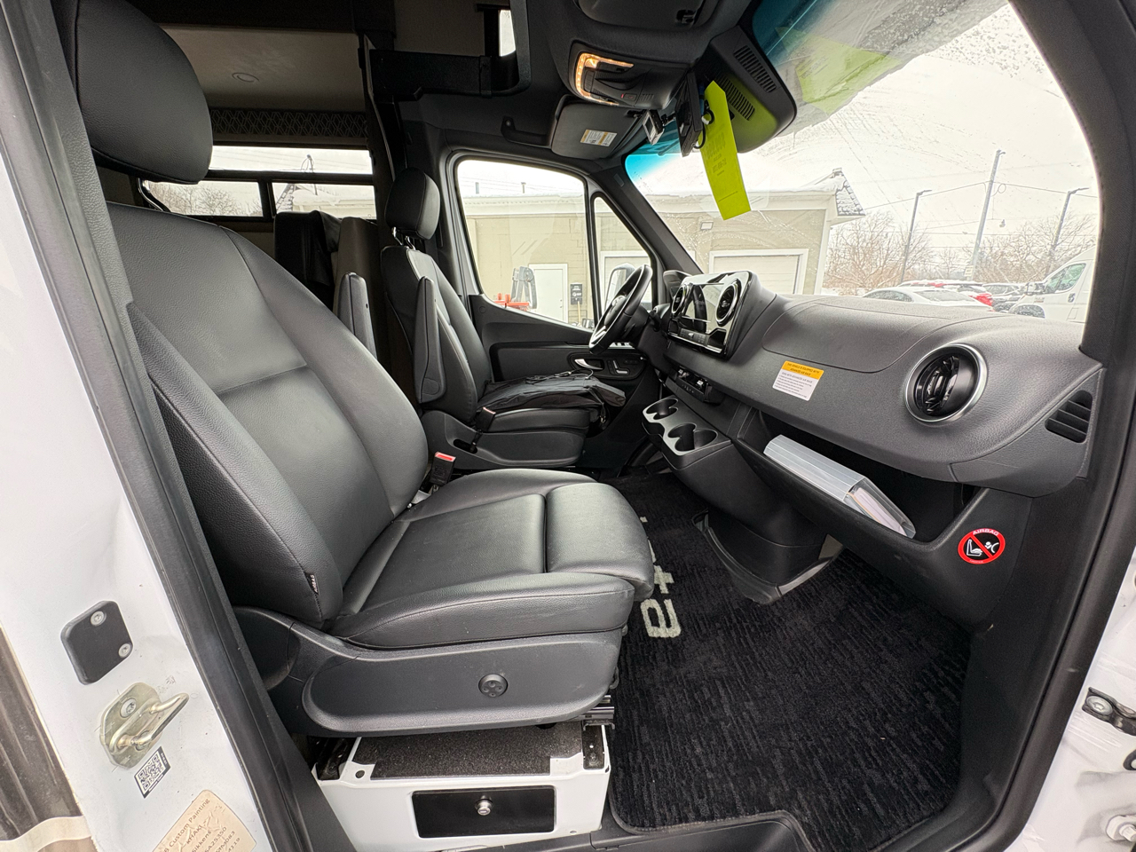 Mercedes-Benz Sprinter Cab Chassis  2022