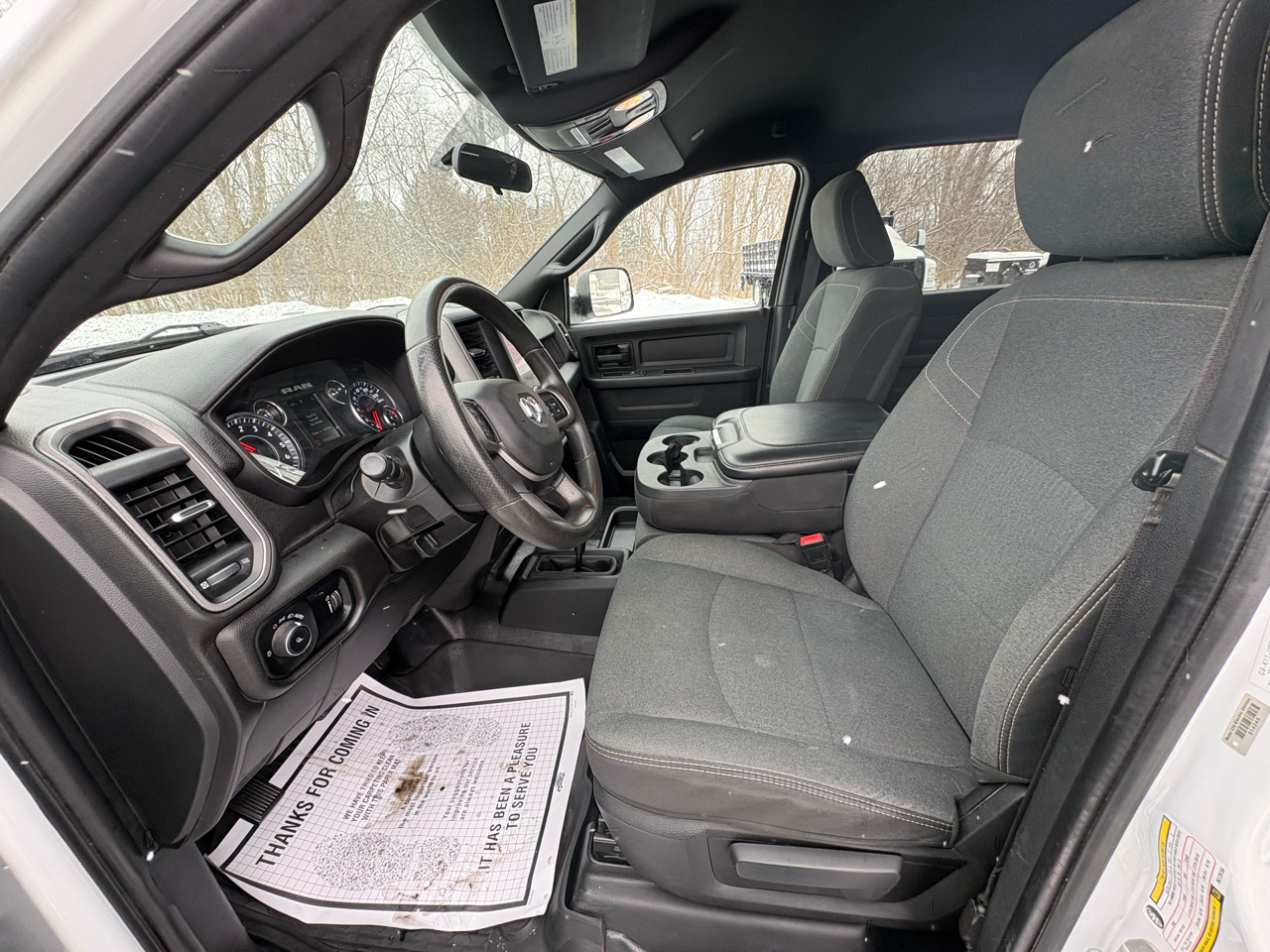 RAM 2500 Tradesman 4x4 Crew Cab 8' Box 2022