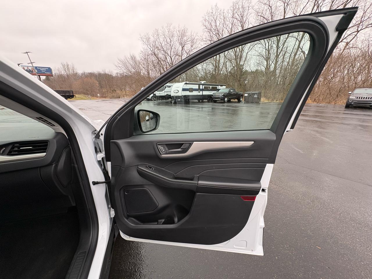 Ford Escape S FWD 2022