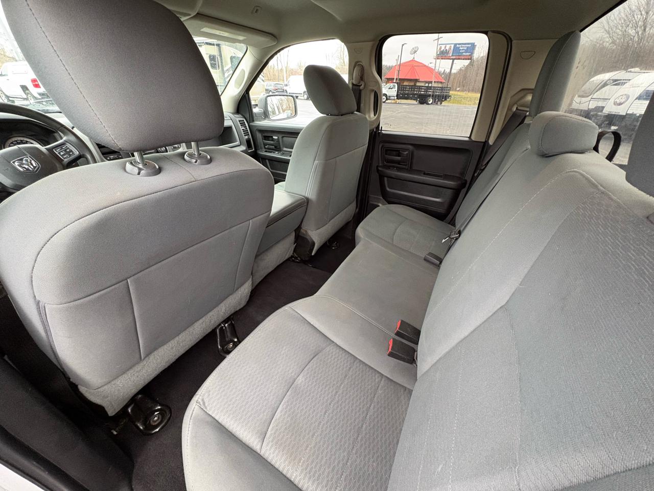 RAM 1500 Classic Express 4x4 Quad Cab 6'4" Box 2019