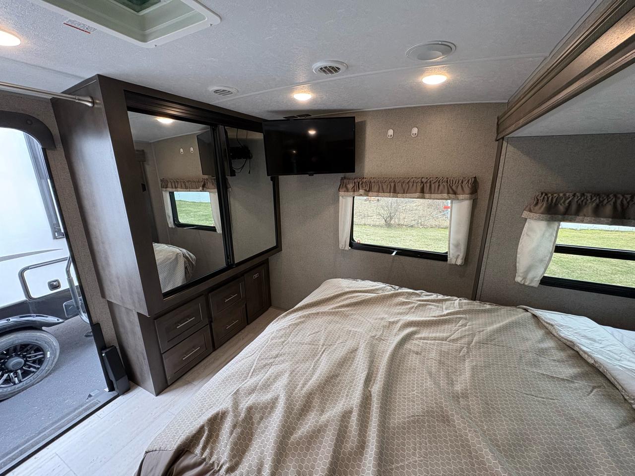 Flagstaff Classic Super Lite  2020