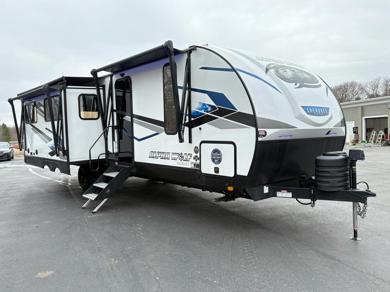 2024 Forest River Alpha Wolf 26RL-L