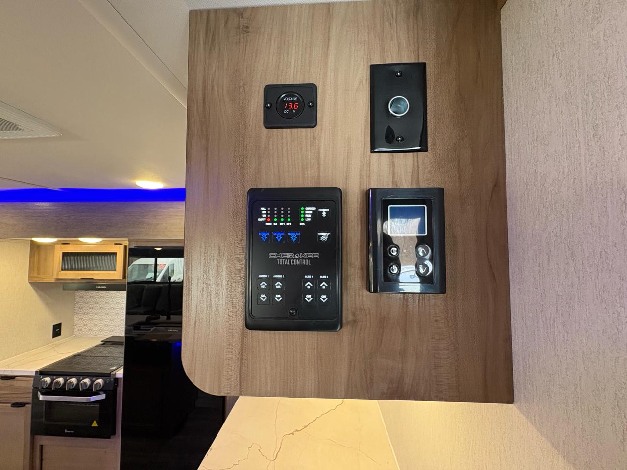 Forest River Alpha Wolf  2024