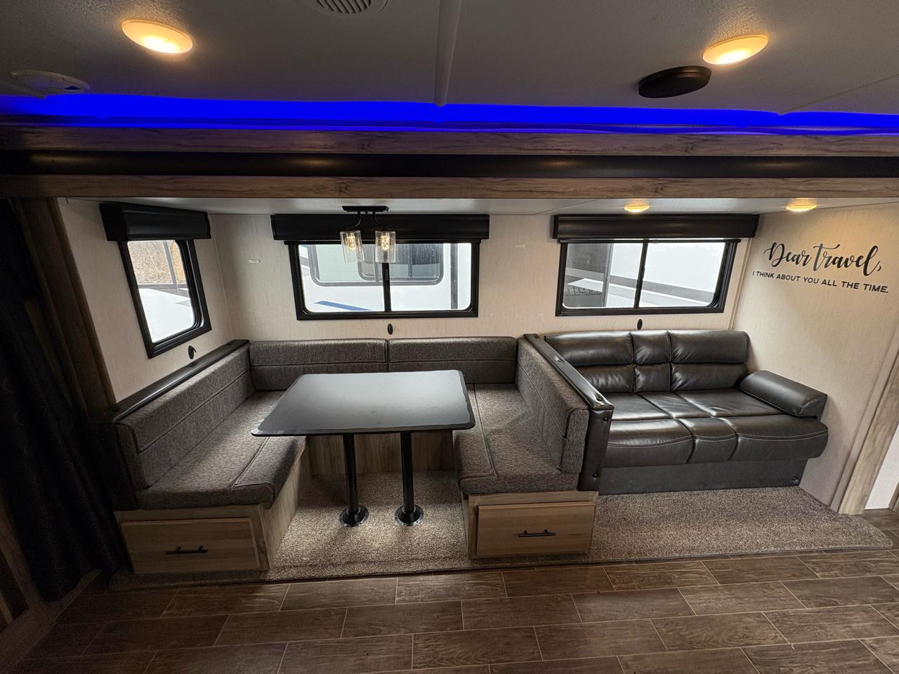 Forest River Alpha Wolf  2021