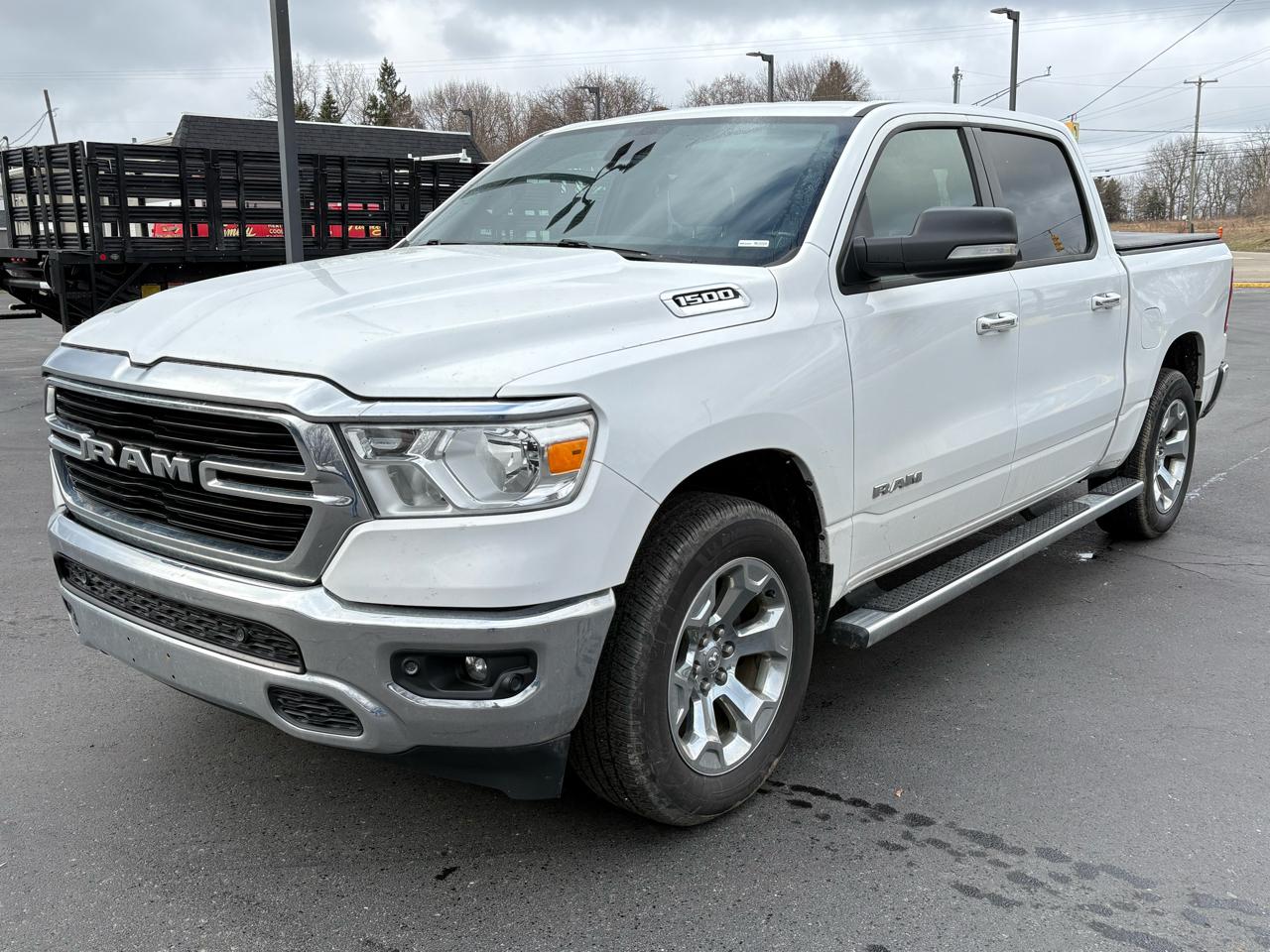 RAM 1500 Big Horn/Lone Star 4x4 Crew Cab 5'7" Box 2019