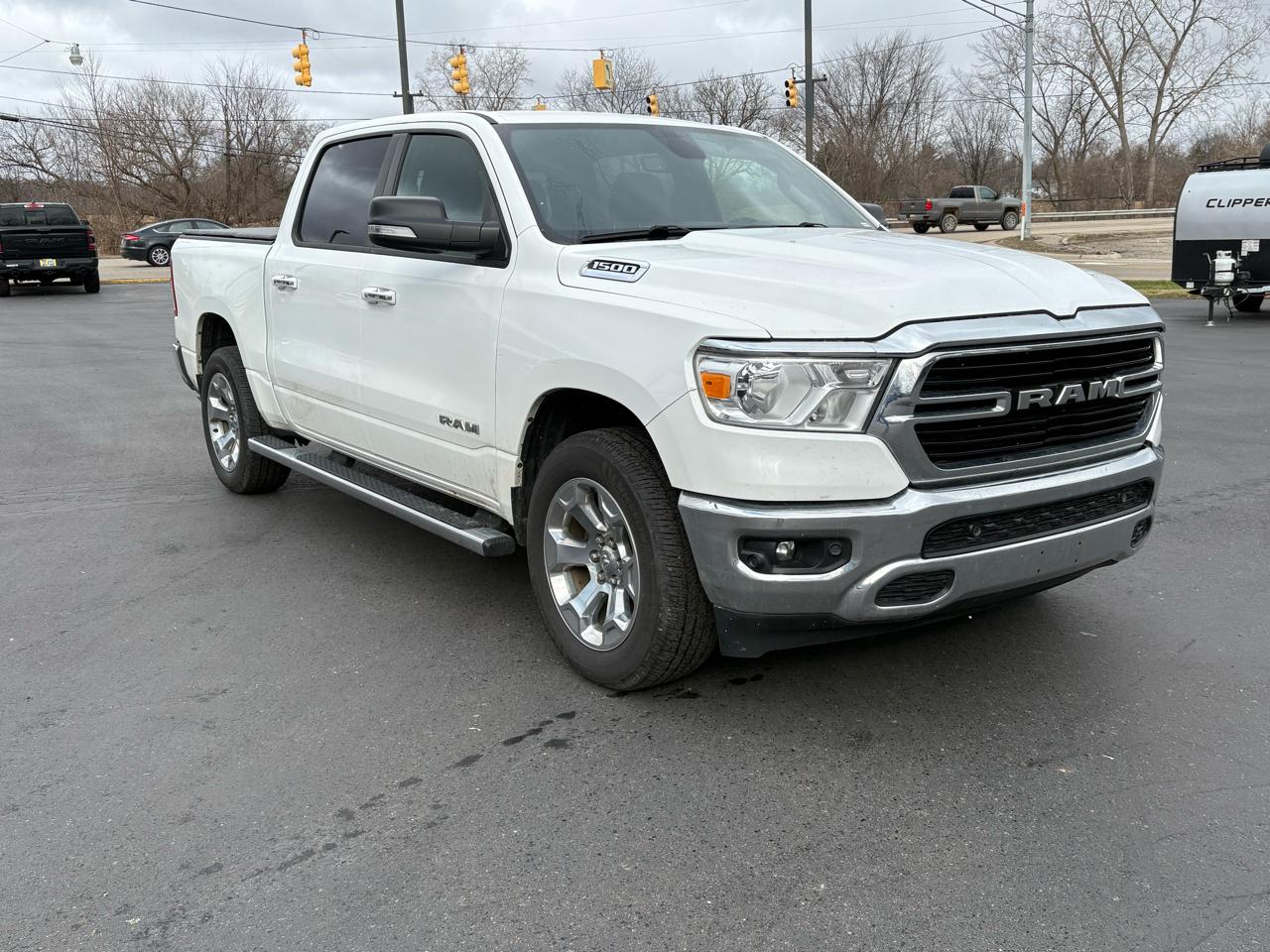 RAM 1500 Big Horn/Lone Star 4x4 Crew Cab 5'7" Box 2019