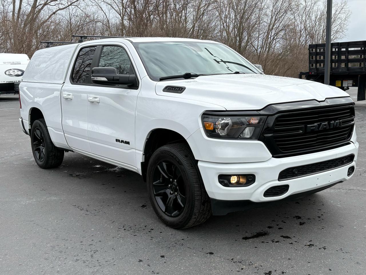 RAM 1500 Big Horn 4x4 Quad Cab 6'4" Box 2021