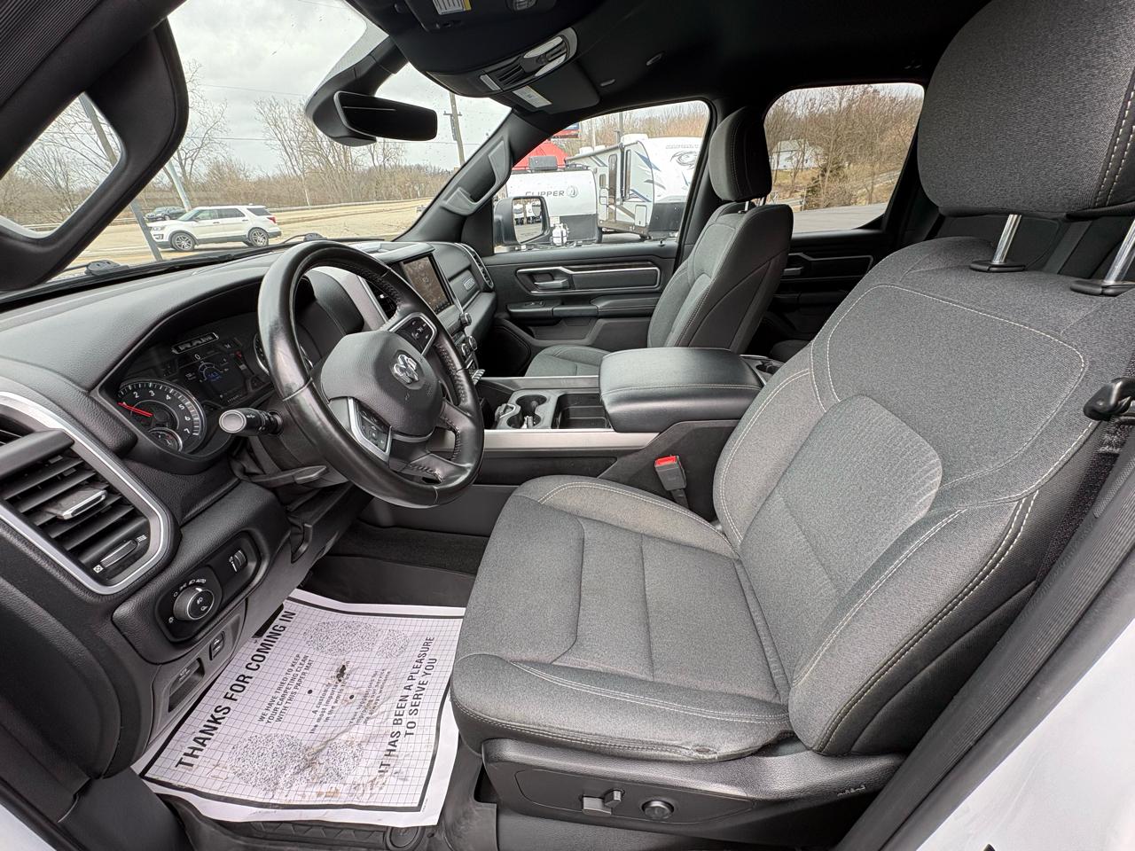 RAM 1500 Big Horn 4x4 Quad Cab 6'4" Box 2021