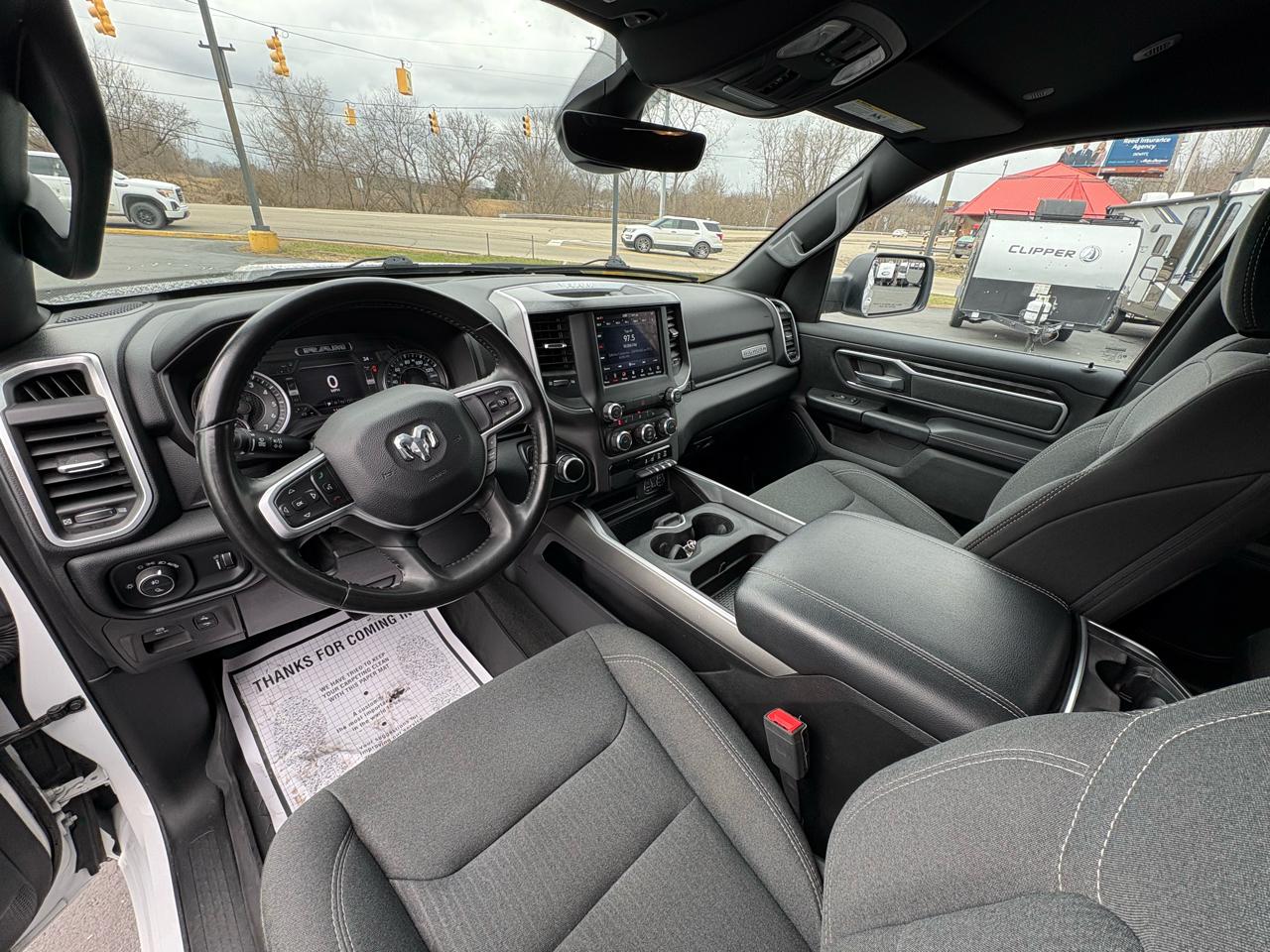 RAM 1500 Big Horn 4x4 Quad Cab 6'4" Box 2021