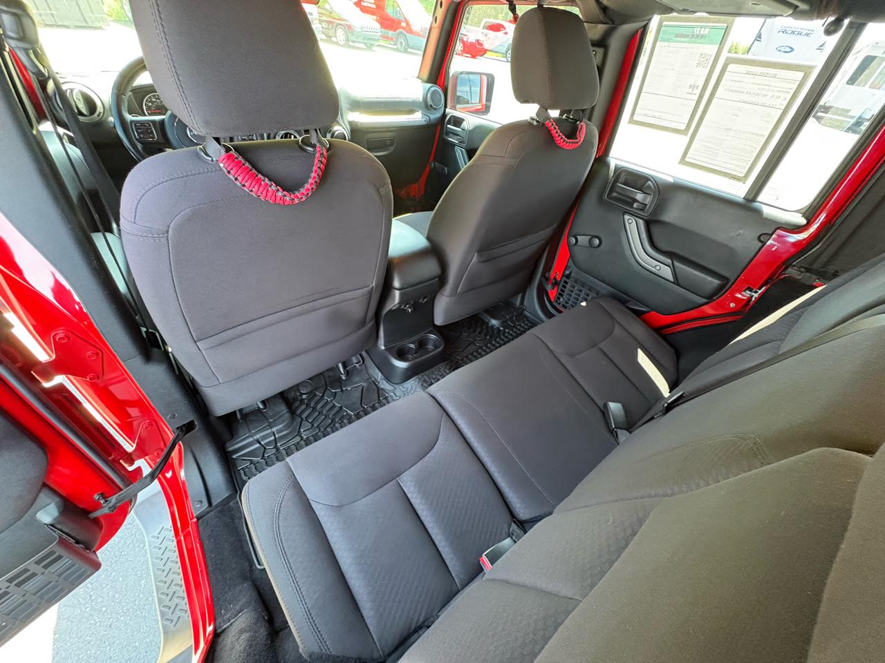 Jeep Wrangler Unlimited 4WD 4dr Sport 2015