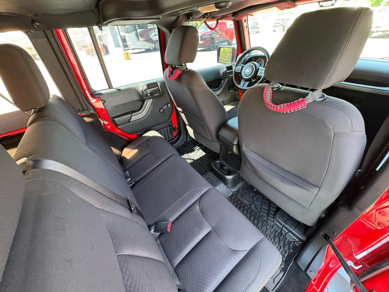 Jeep Wrangler Unlimited 4WD 4dr Sport 2015