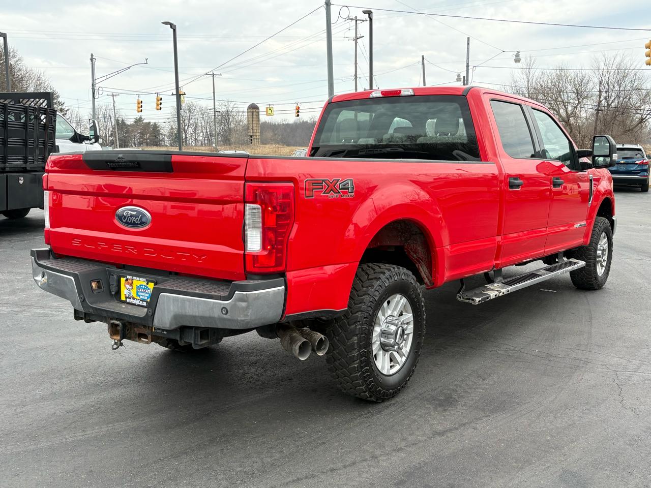 Ford Super Duty F-350 SRW King Ranch 4WD Crew Cab 8' Box 2018