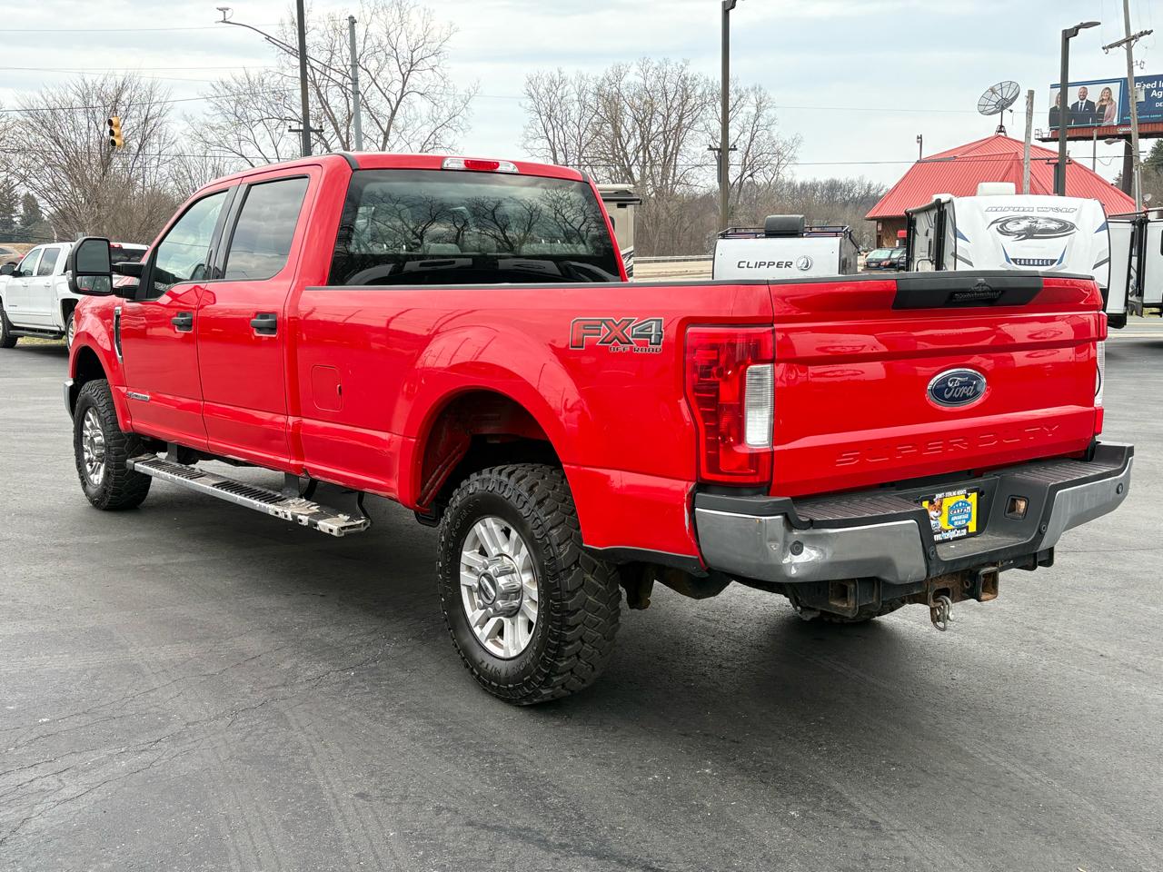 Ford Super Duty F-350 SRW King Ranch 4WD Crew Cab 8' Box 2018