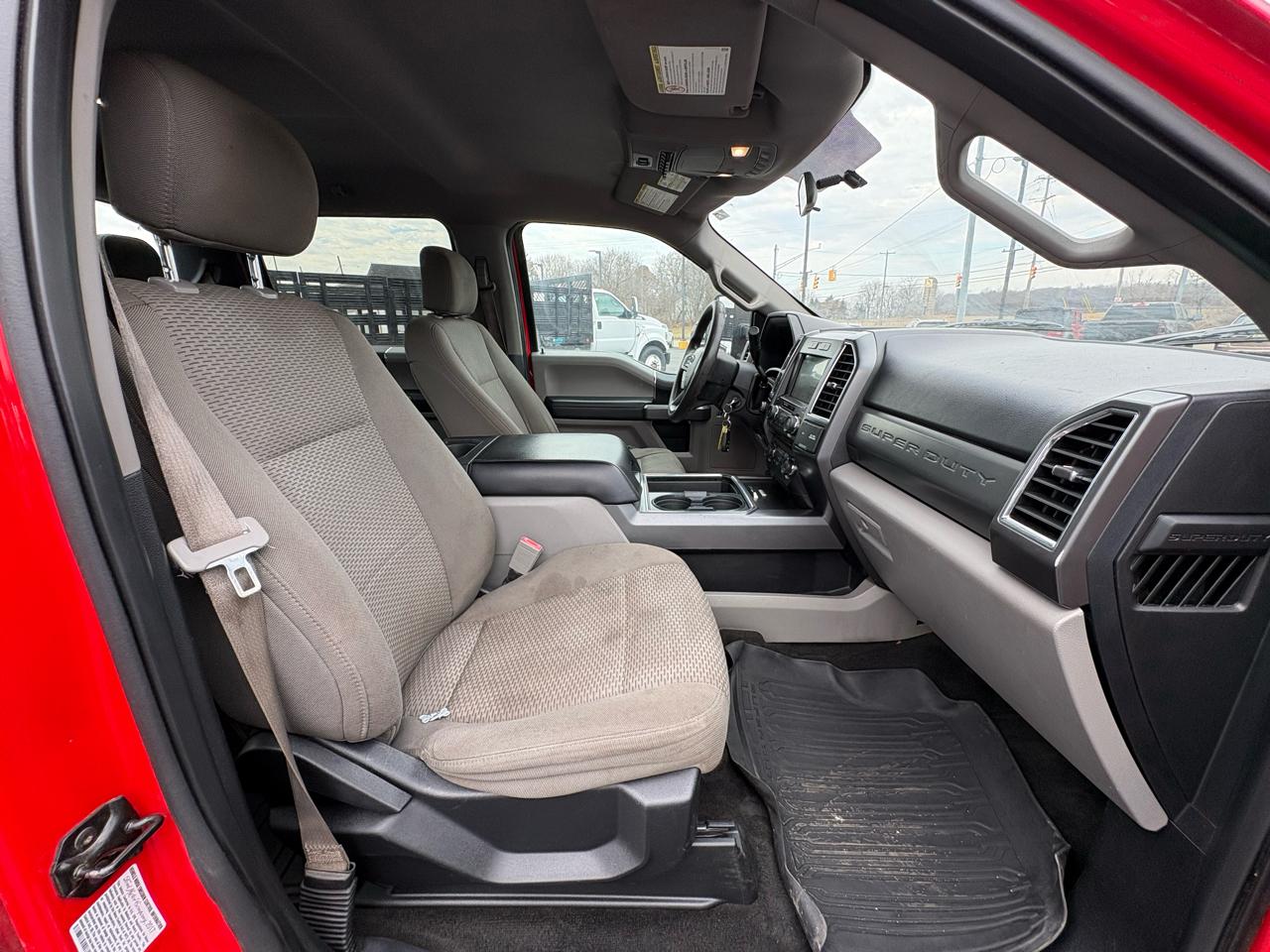 Ford Super Duty F-350 SRW King Ranch 4WD Crew Cab 8' Box 2018