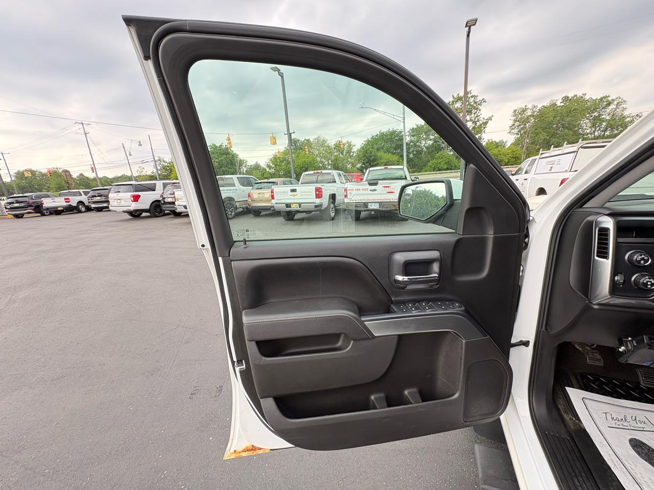 Chevrolet Silverado 1500 4WD Crew Cab 143.5" LT w/1LT 2016