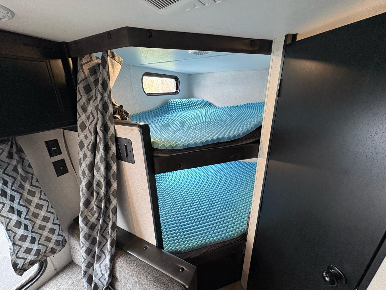 Forest River Cherokee  2021