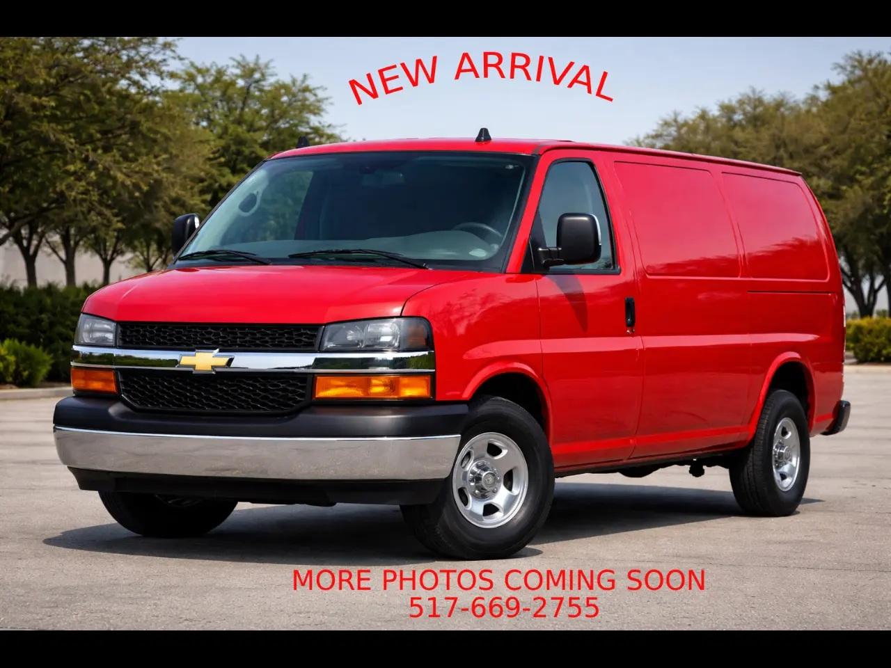 Chevrolet Express Cargo Van RWD 2500 135" 2021