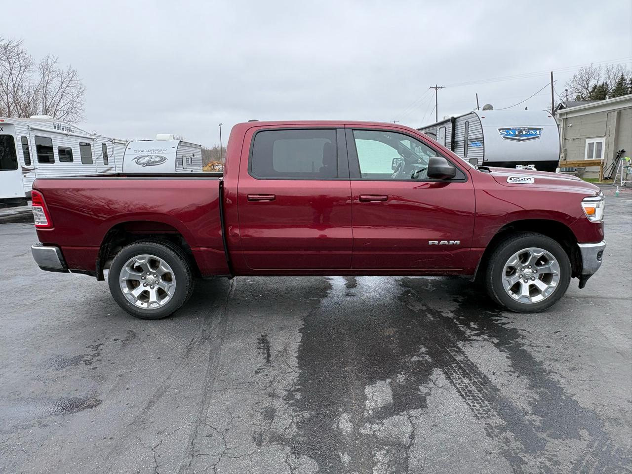 RAM 1500 Big Horn 4x4 Crew Cab 5'7" Box 2022