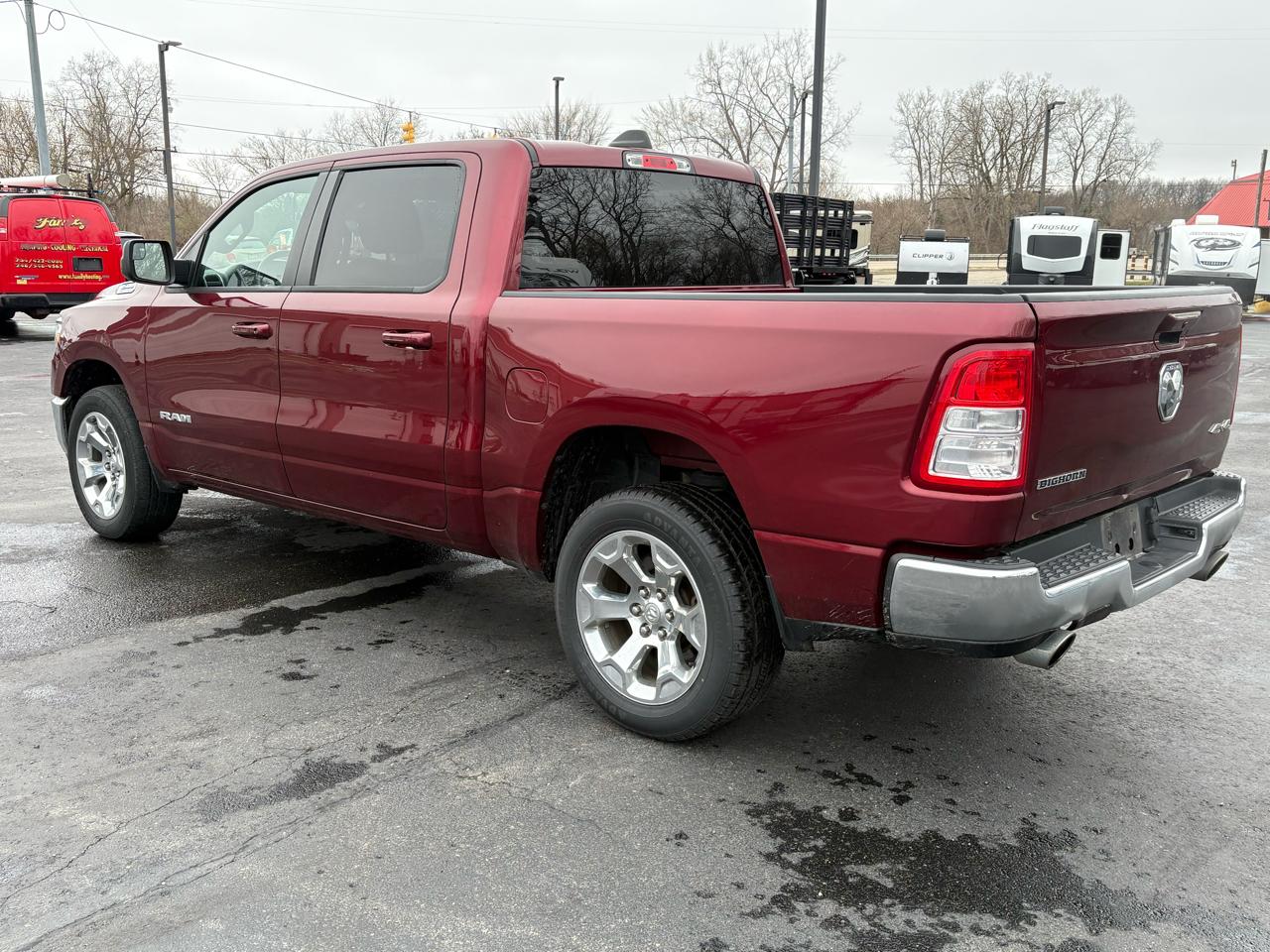 RAM 1500 Big Horn 4x4 Crew Cab 5'7" Box 2022