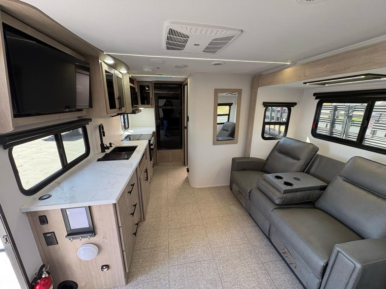 Grand Design Imagine XLS  2025