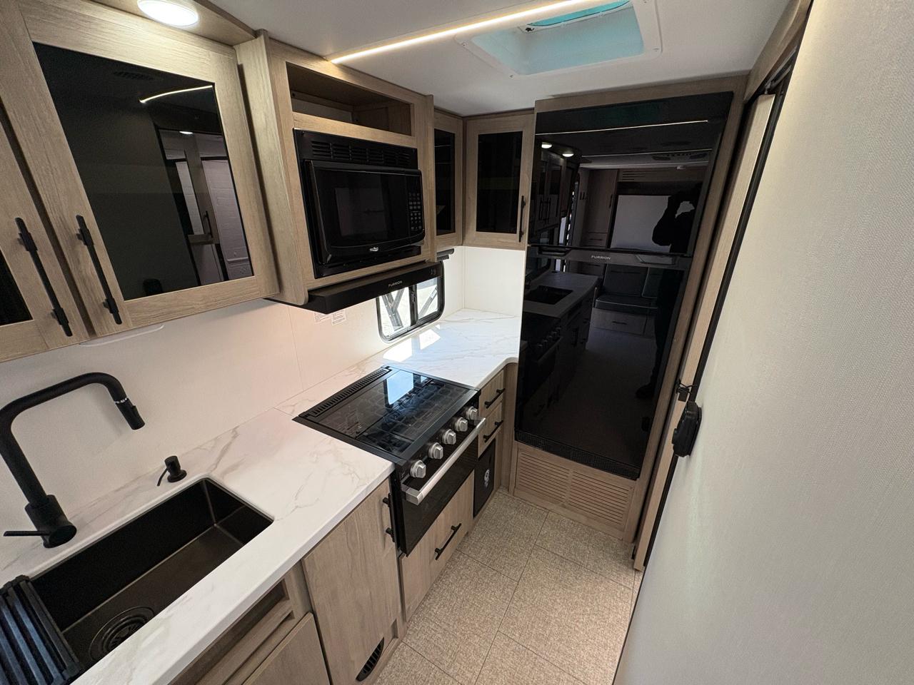 Grand Design Imagine XLS  2025