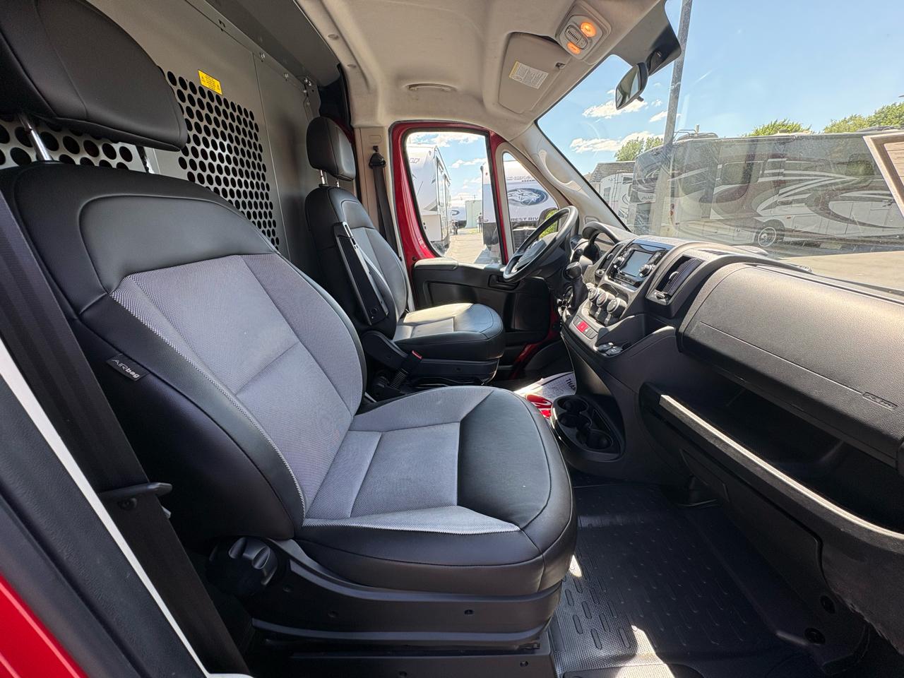 RAM ProMaster Cargo Van 1500 Low Roof 136" WB 2021