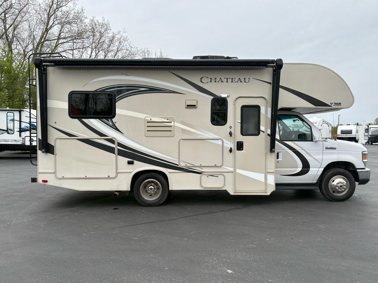 Ford E-Series Cutaway  2018