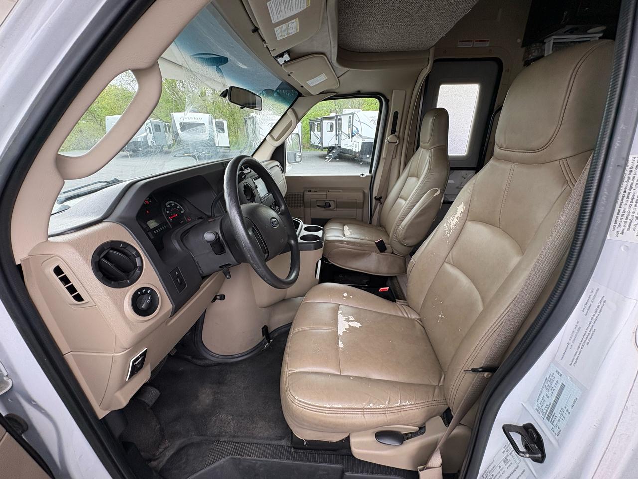 Ford E-Series Cutaway  2018