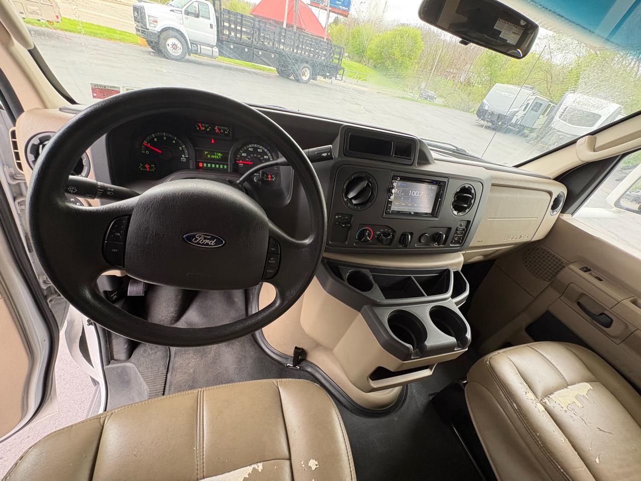 Ford E-Series Cutaway  2018