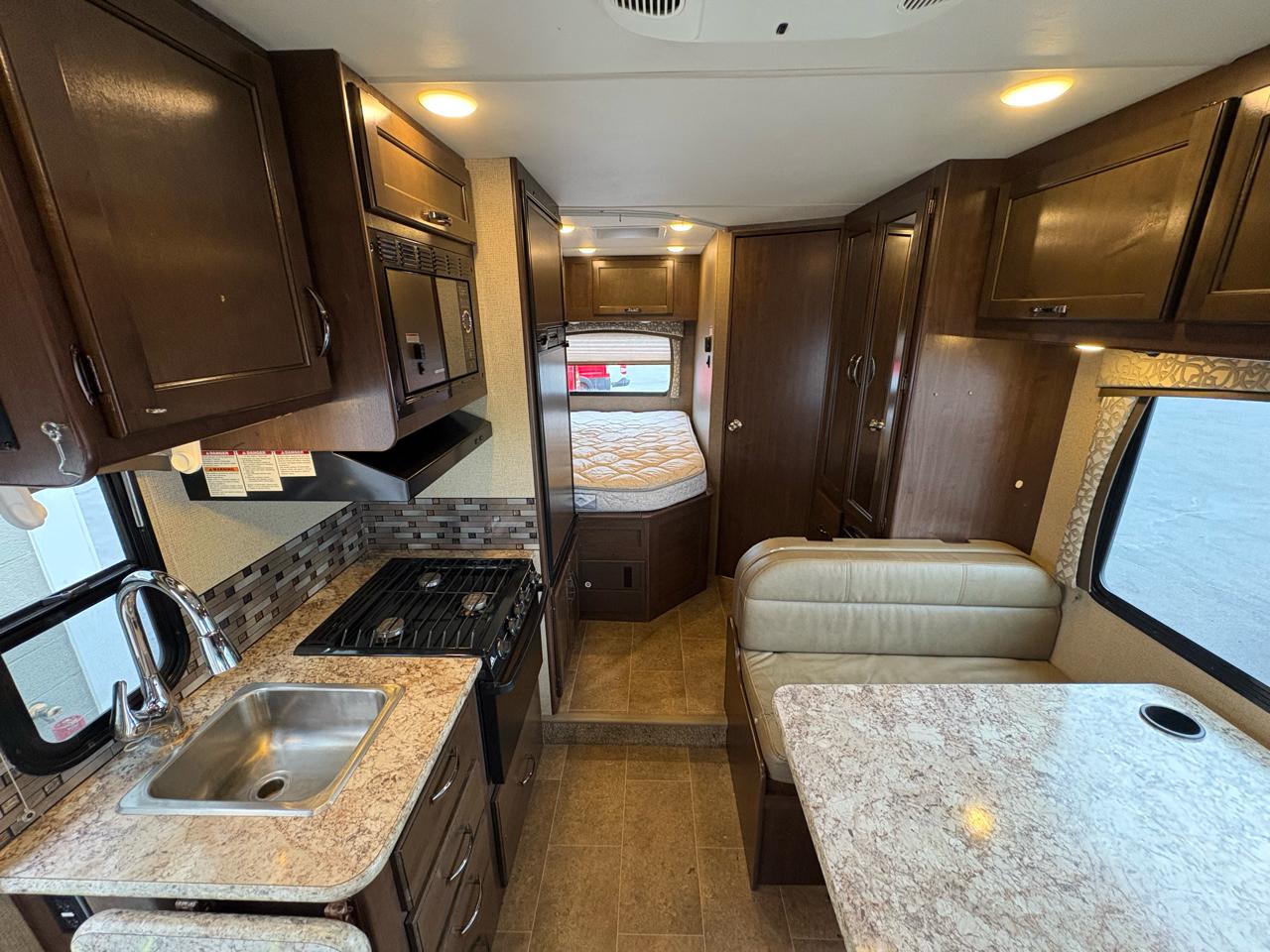 Ford E-Series Cutaway  2018