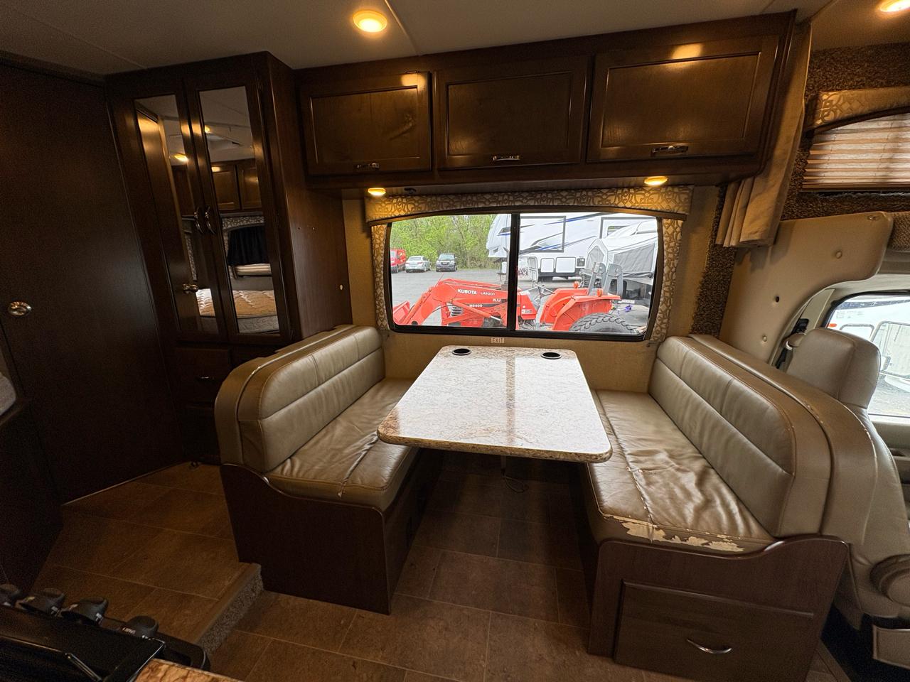 Ford E-Series Cutaway  2018