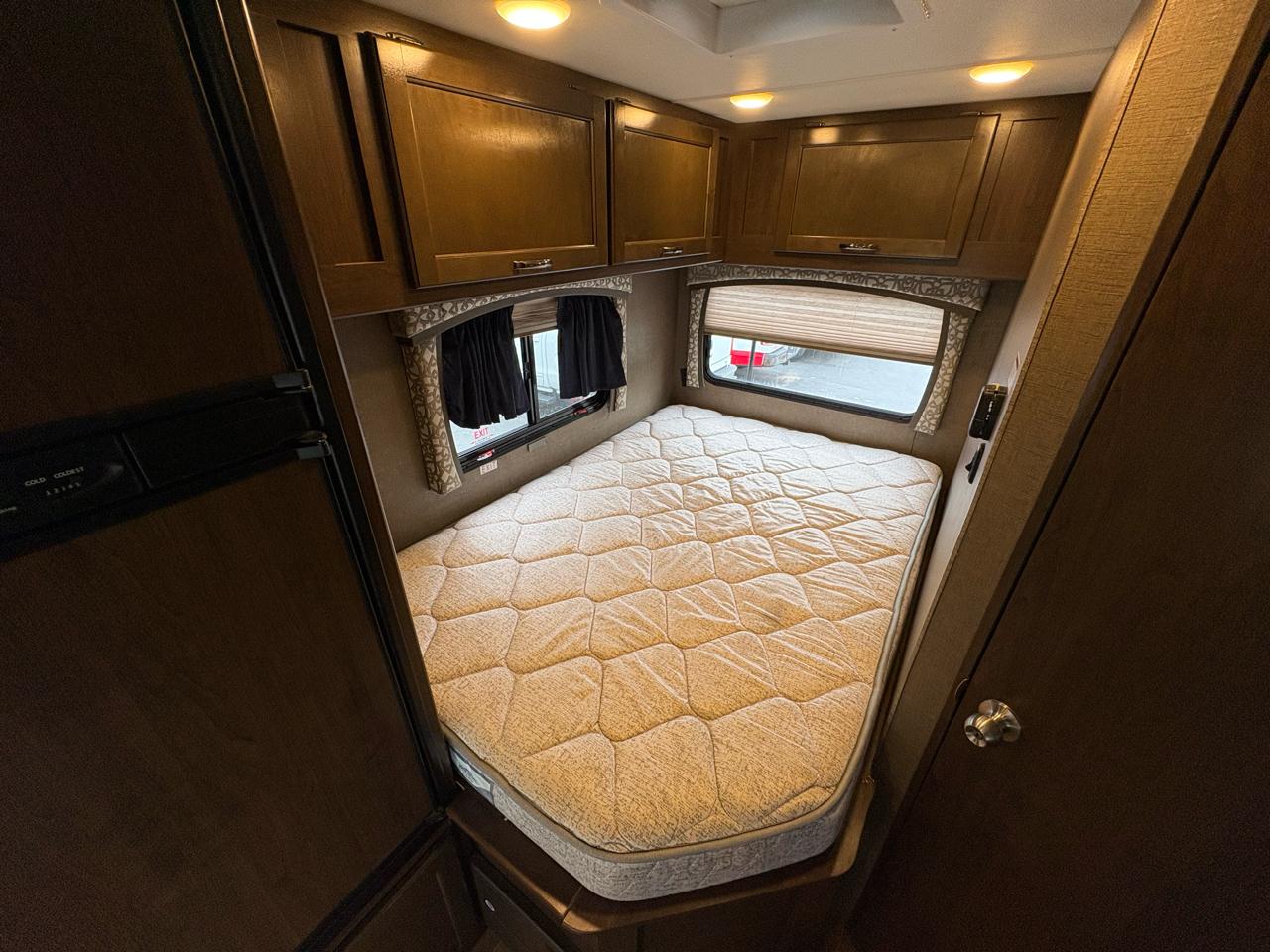 Ford E-Series Cutaway  2018