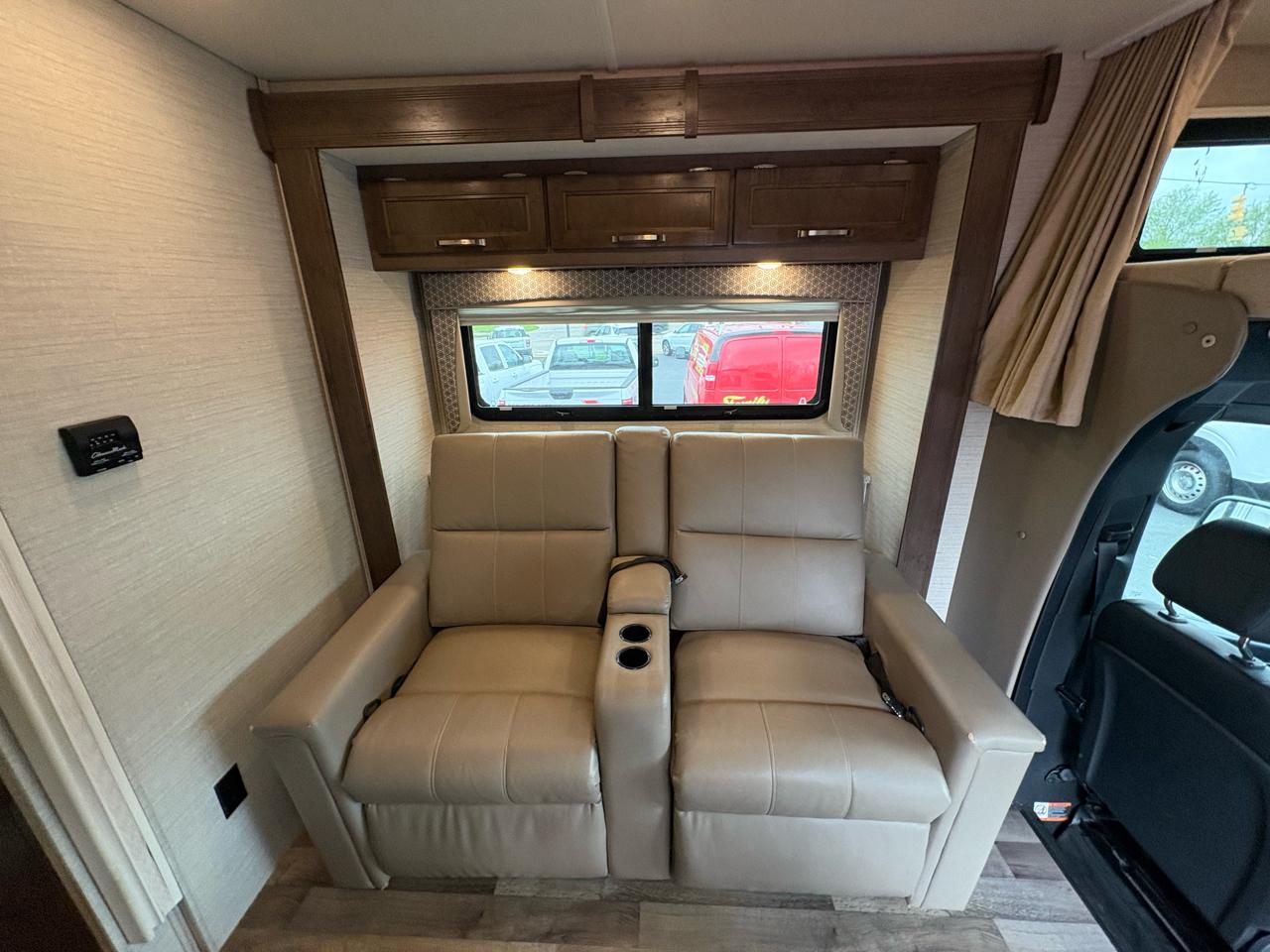 Mercedes-Benz Sprinter  2020