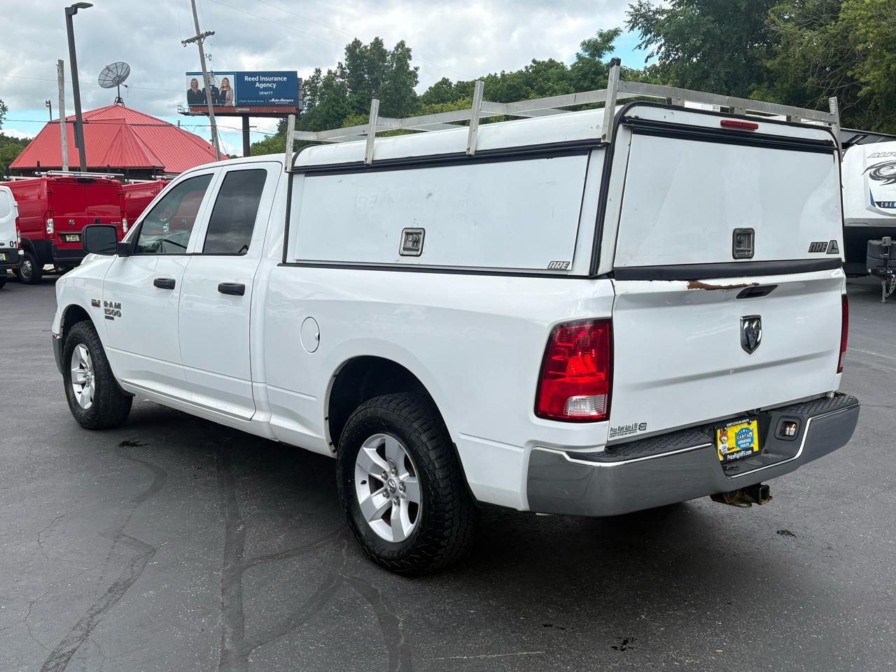 RAM 1500 Classic Tradesman 4x2 Quad Cab 6'4" Box 2021