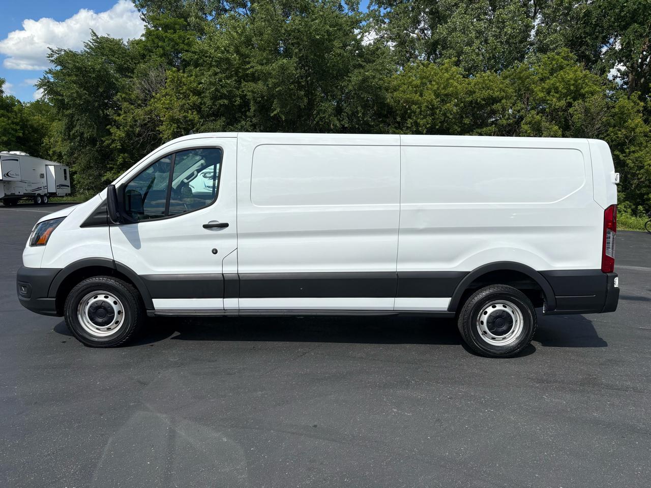 Ford Transit Cargo Van T-250 130" Low Rf 9070 GVWR RWD 2023